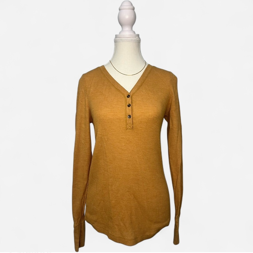 Mustard‎ Long Sleeve top